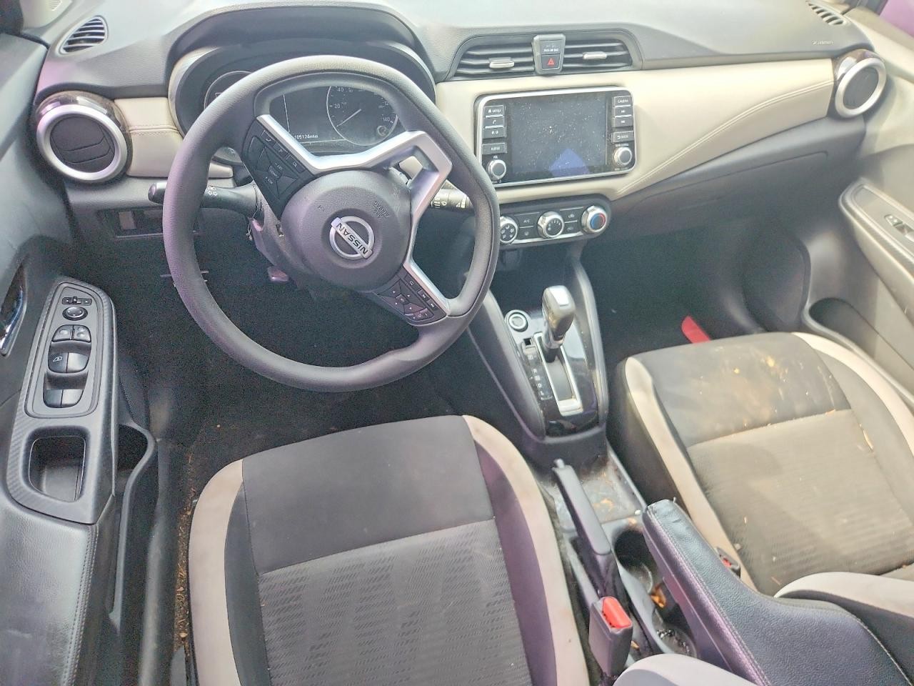 Vehicle/80110_08.jpg