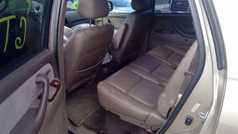 https://f005.backblazeb2.com/file/img-partshotlines-com/Inventory/EX619/Vehicle/20051_03.jpg