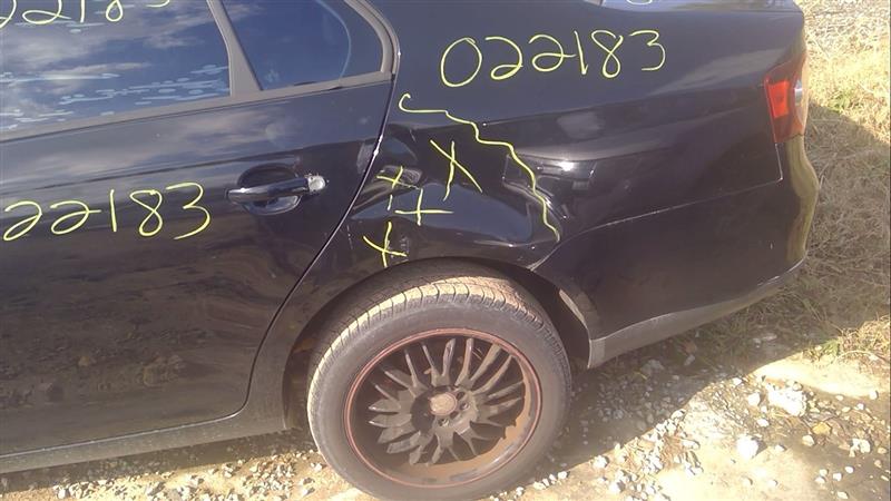 https://f005.backblazeb2.com/file/img-partshotlines-com/Inventory/EX619/Vehicle/20166_04.jpg