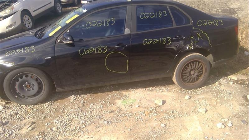 https://f005.backblazeb2.com/file/img-partshotlines-com/Inventory/EX619/Vehicle/20166_12.jpg