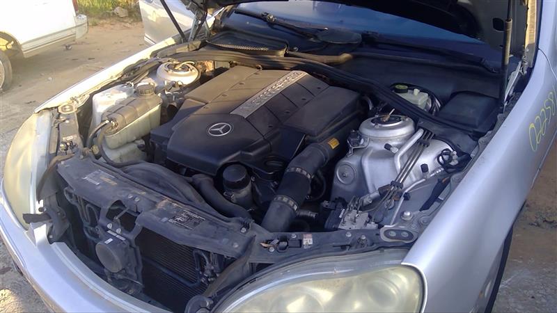 https://f005.backblazeb2.com/file/img-partshotlines-com/Inventory/EX619/Vehicle/20658_04.jpg