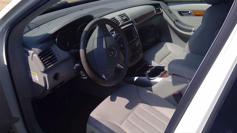 https://f005.backblazeb2.com/file/img-partshotlines-com/Inventory/EX619/Vehicle/20711_04.jpg