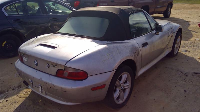 https://f005.backblazeb2.com/file/img-partshotlines-com/Inventory/EX619/Vehicle/22159_07.jpg