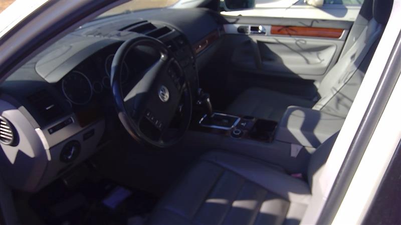 https://f005.backblazeb2.com/file/img-partshotlines-com/Inventory/EX619/Vehicle/22358_02.jpg