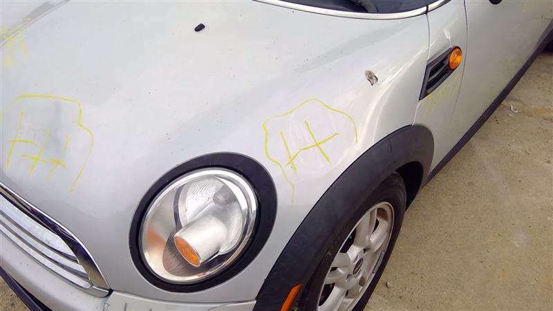 https://f005.backblazeb2.com/file/img-partshotlines-com/Inventory/EX619/Vehicle/22372_06.jpg