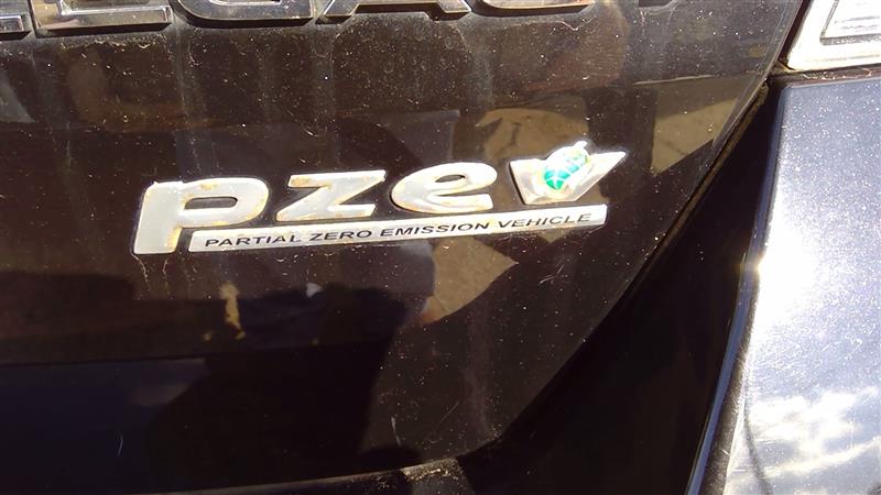 https://f005.backblazeb2.com/file/img-partshotlines-com/Inventory/EX619/Vehicle/22696_05.jpg