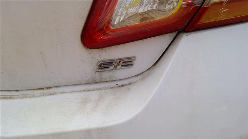 https://f005.backblazeb2.com/file/img-partshotlines-com/Inventory/EX619/Vehicle/22880_04.jpg