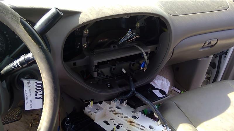 https://f005.backblazeb2.com/file/img-partshotlines-com/Inventory/EX619/Vehicle/22982_01.jpg