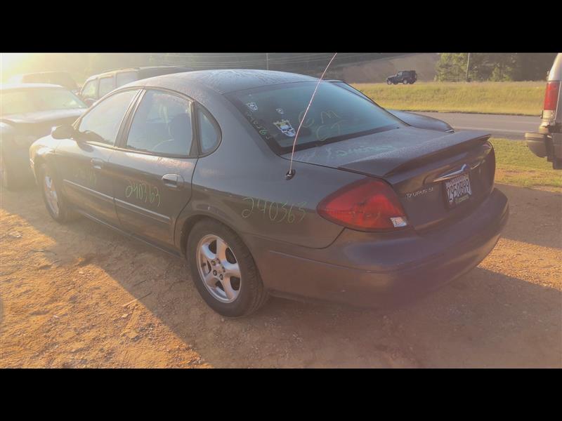 https://f005.backblazeb2.com/file/img-partshotlines-com/Inventory/EX619/Vehicle/23149_09.jpg