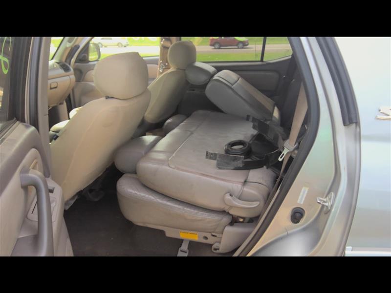 https://f005.backblazeb2.com/file/img-partshotlines-com/Inventory/EX619/Vehicle/23307_04.jpg