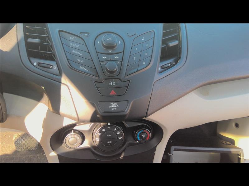 https://f005.backblazeb2.com/file/img-partshotlines-com/Inventory/EX619/Vehicle/23435_01.jpg