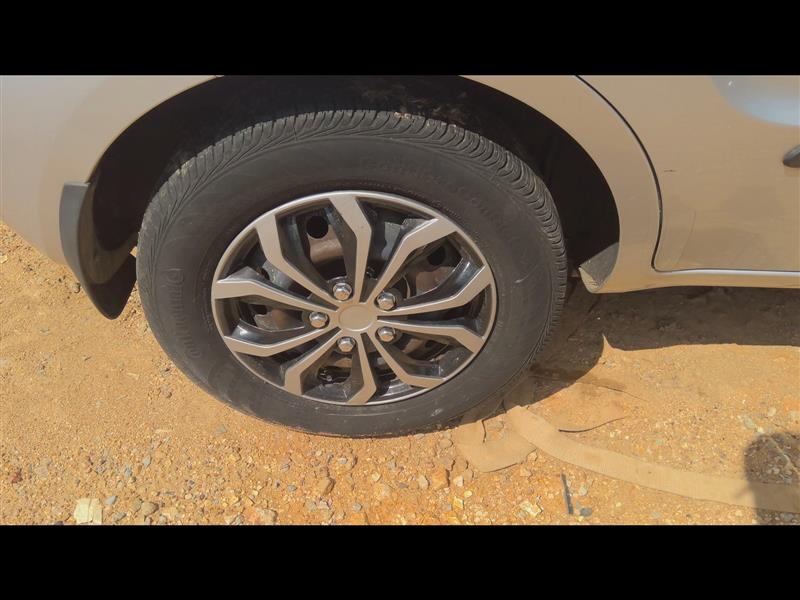 https://f005.backblazeb2.com/file/img-partshotlines-com/Inventory/EX619/Vehicle/23537_06.jpg