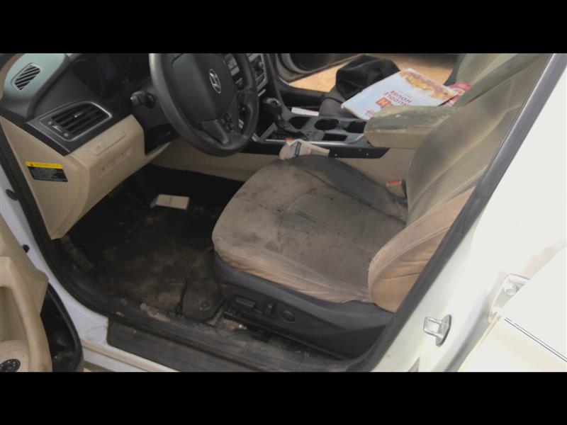 https://f005.backblazeb2.com/file/img-partshotlines-com/Inventory/EX619/Vehicle/23669_02.jpg