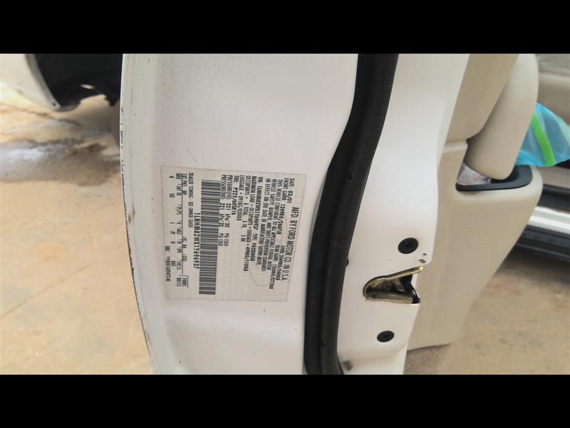 https://f005.backblazeb2.com/file/img-partshotlines-com/Inventory/EX619/Vehicle/23735_01.jpg
