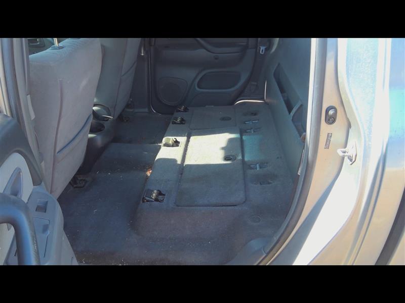 https://f005.backblazeb2.com/file/img-partshotlines-com/Inventory/EX619/Vehicle/23814_07.jpg