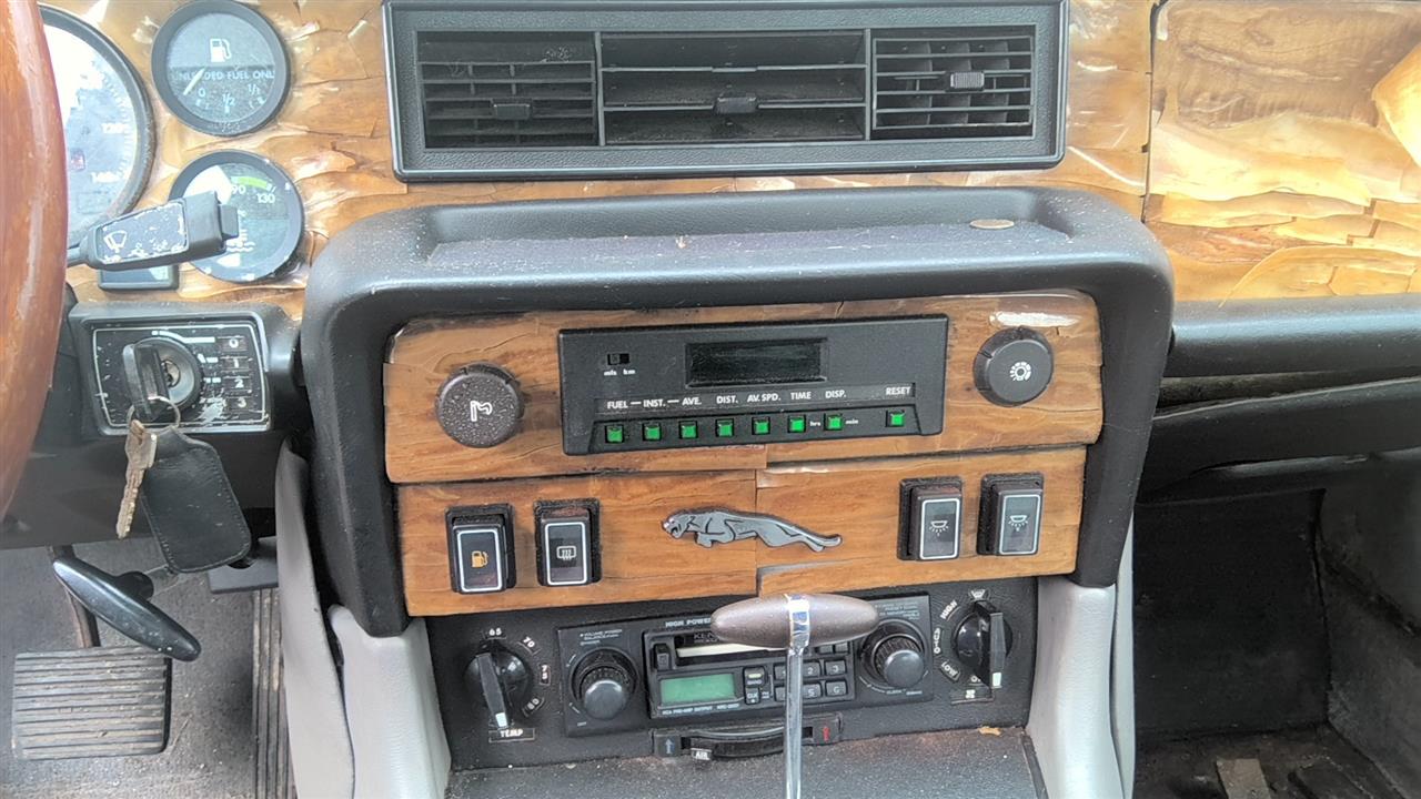 https://f005.backblazeb2.com/file/img-partshotlines-com/Inventory/EX619/Vehicle/23819_01.jpg
