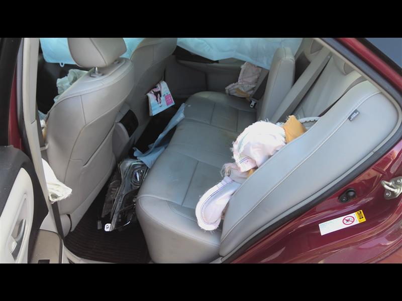 https://f005.backblazeb2.com/file/img-partshotlines-com/Inventory/EX619/Vehicle/23919_03.jpg