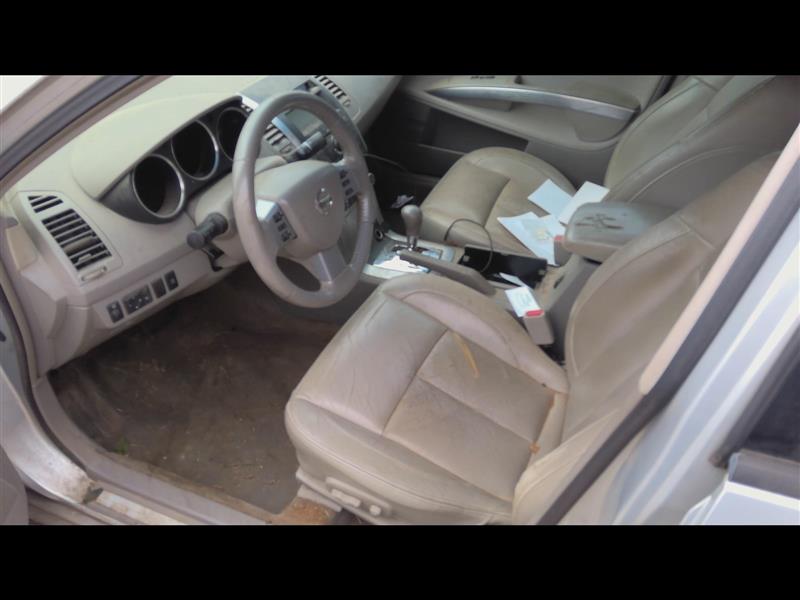 https://f005.backblazeb2.com/file/img-partshotlines-com/Inventory/EX619/Vehicle/23929_01.jpg