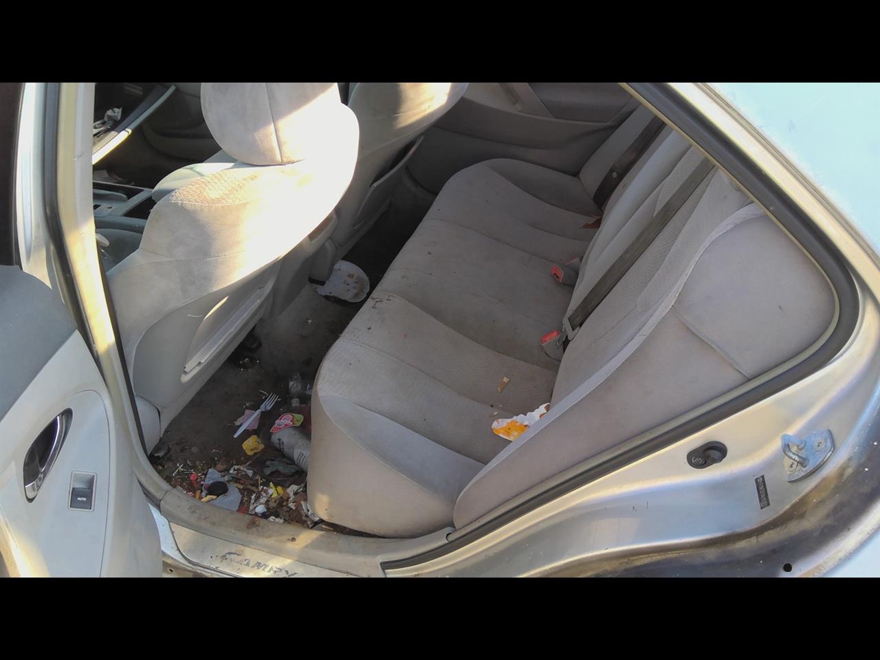 https://f005.backblazeb2.com/file/img-partshotlines-com/Inventory/EX619/Vehicle/23976_02.jpg
