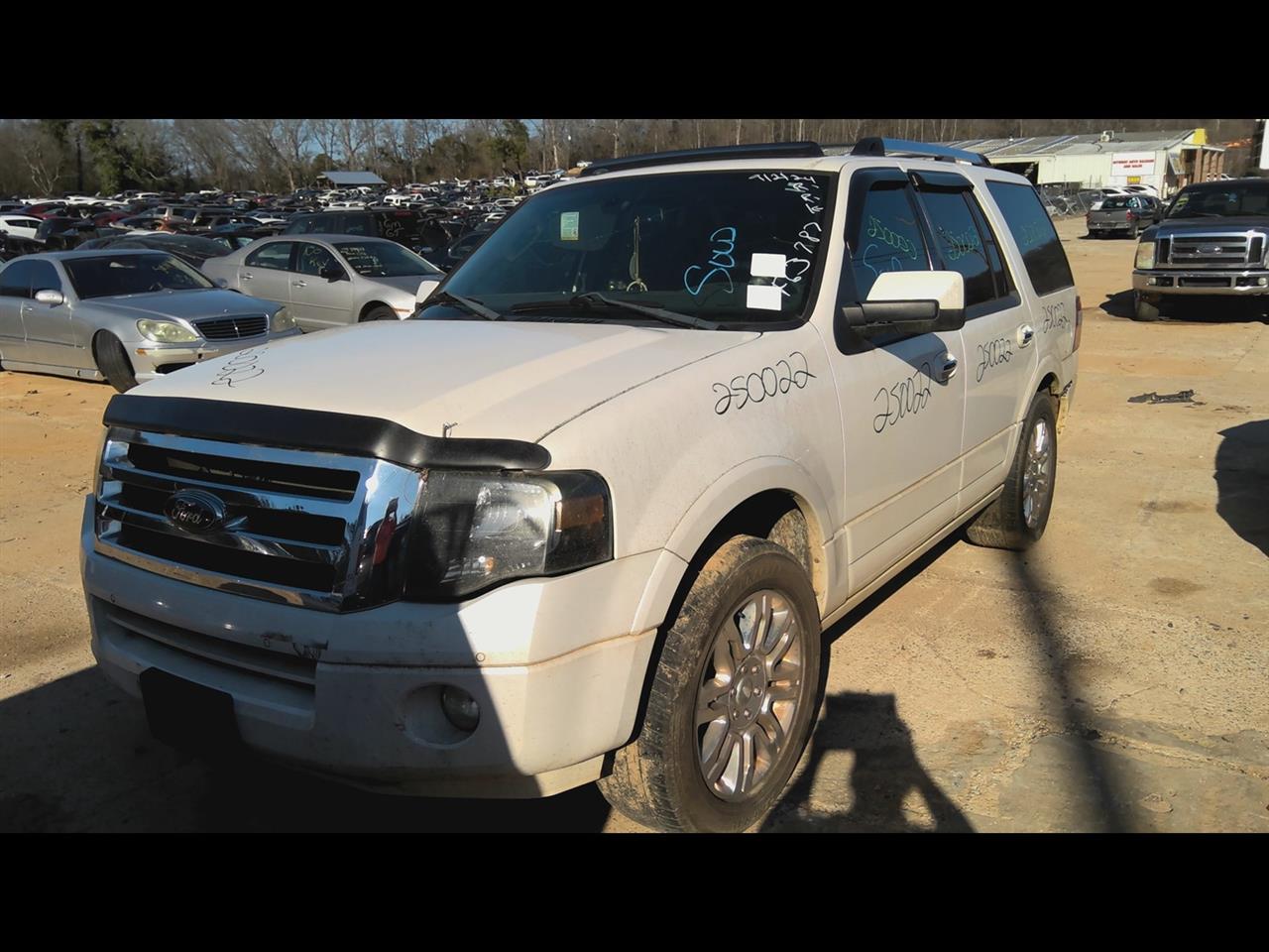 https://f005.backblazeb2.com/file/img-partshotlines-com/Inventory/EX619/Vehicle/24040_08.jpg