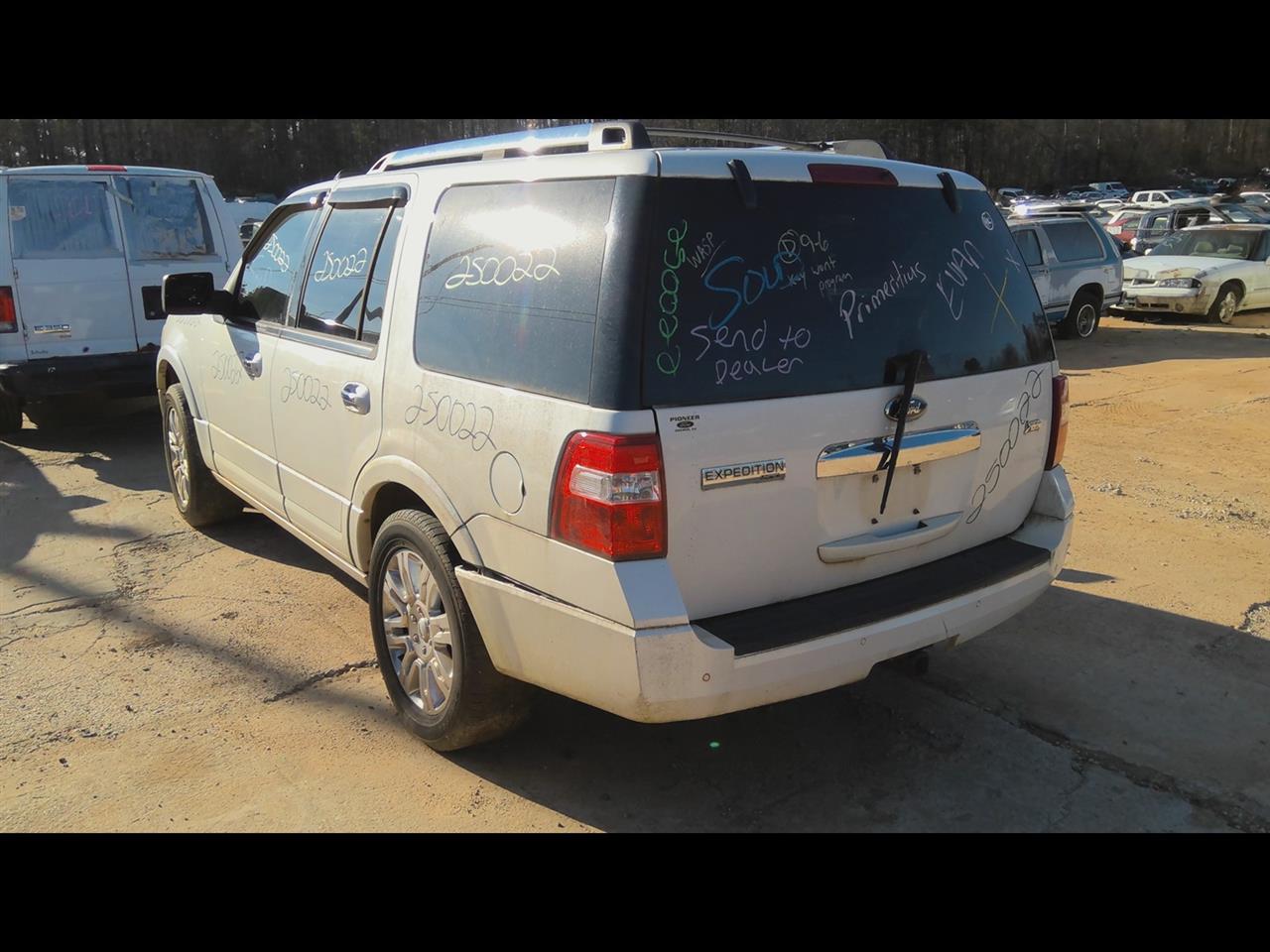 https://f005.backblazeb2.com/file/img-partshotlines-com/Inventory/EX619/Vehicle/24040_09.jpg