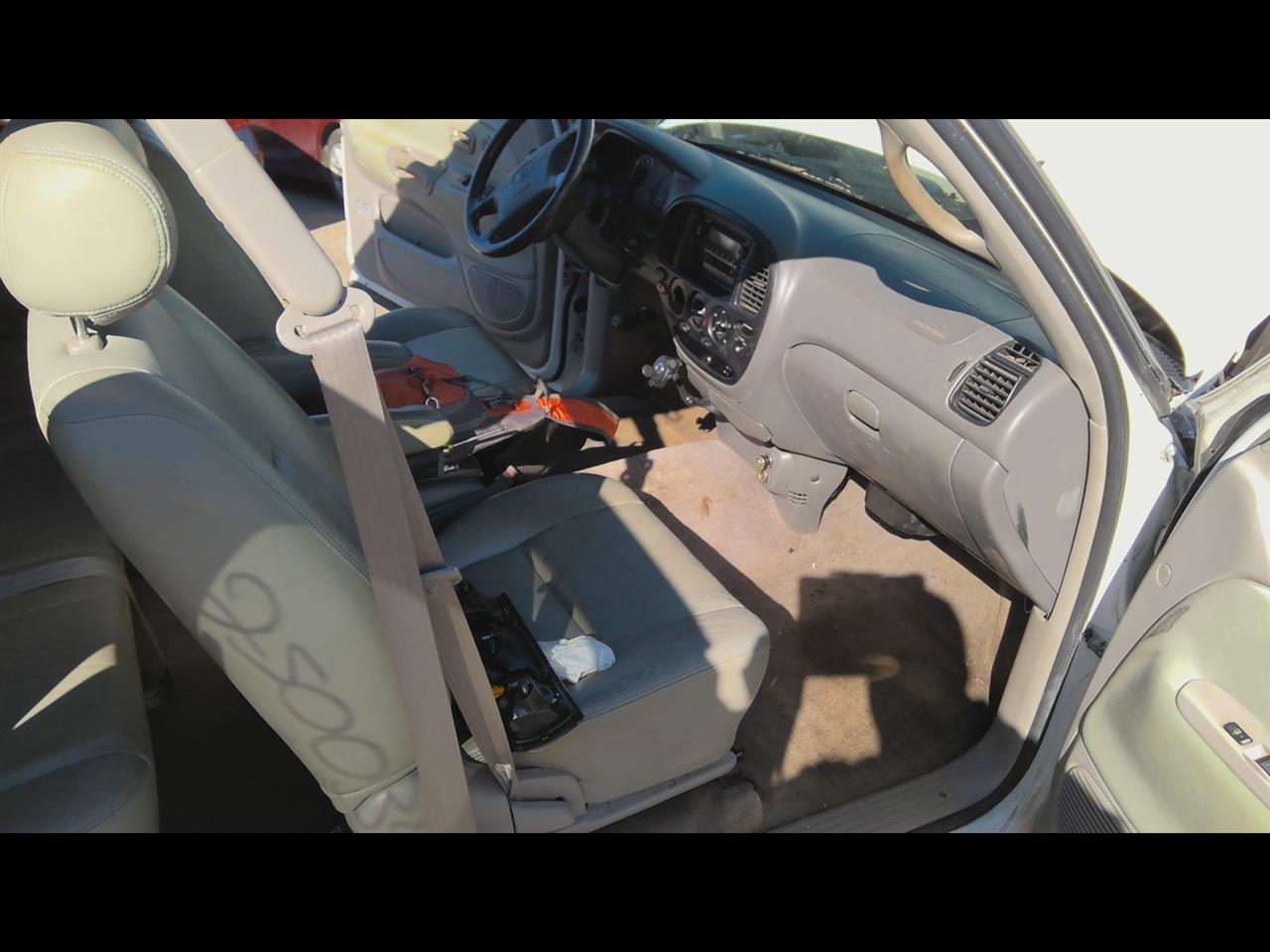 https://f005.backblazeb2.com/file/img-partshotlines-com/Inventory/EX619/Vehicle/24053_02.jpg