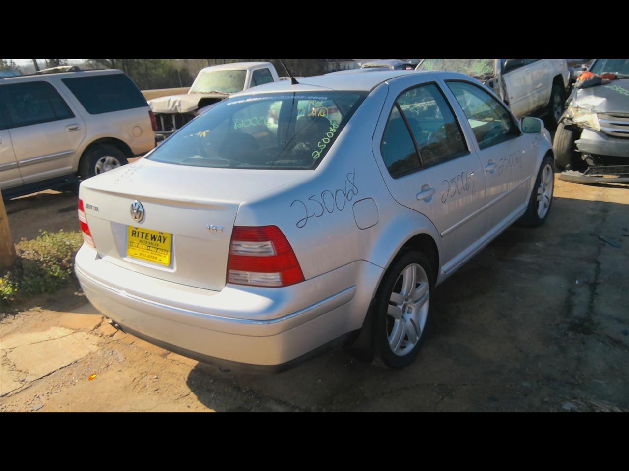 https://f005.backblazeb2.com/file/img-partshotlines-com/Inventory/EX619/Vehicle/24097_07.jpg