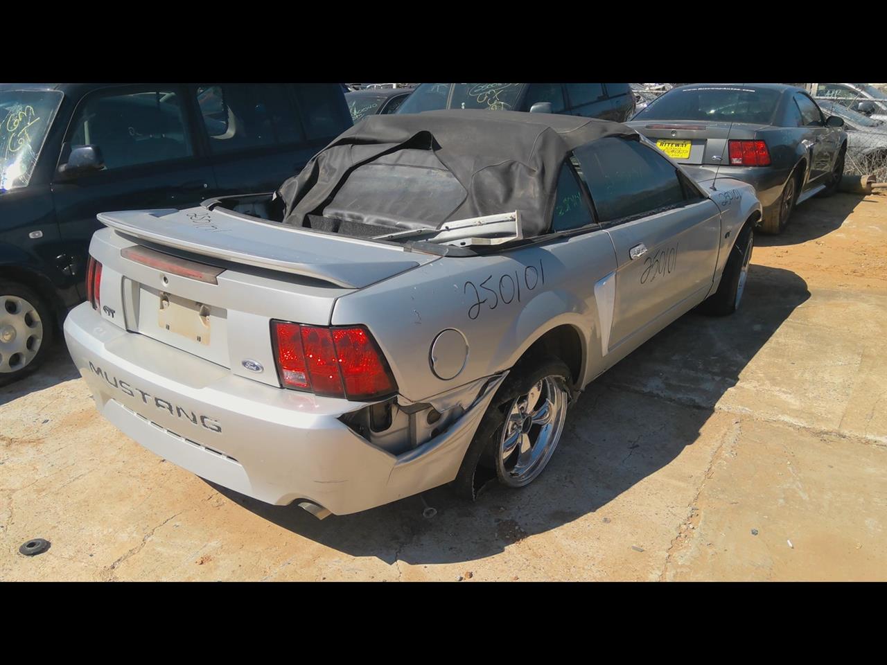 https://f005.backblazeb2.com/file/img-partshotlines-com/Inventory/EX619/Vehicle/24137_07.jpg