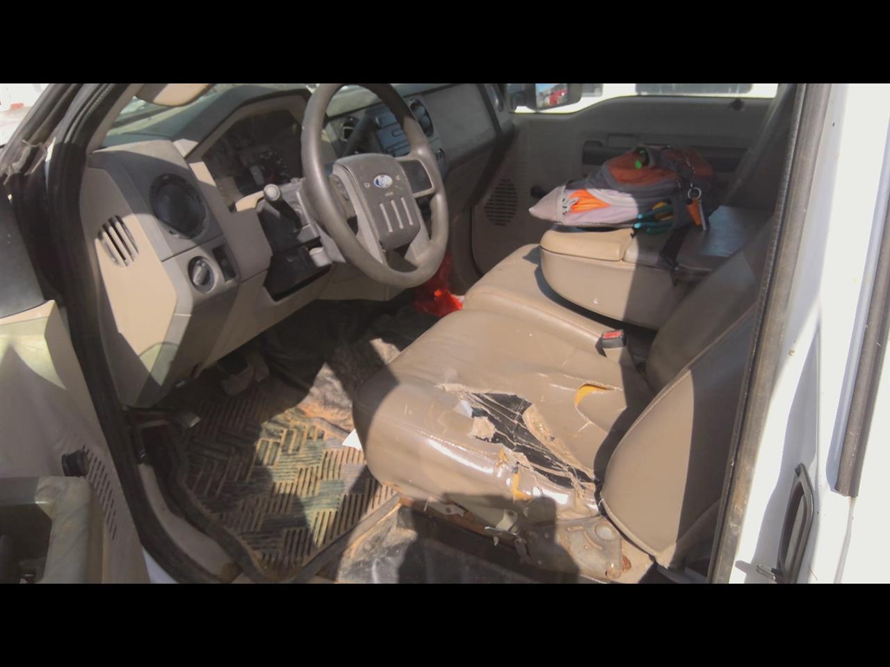 https://f005.backblazeb2.com/file/img-partshotlines-com/Inventory/EX619/Vehicle/24173_02.jpg