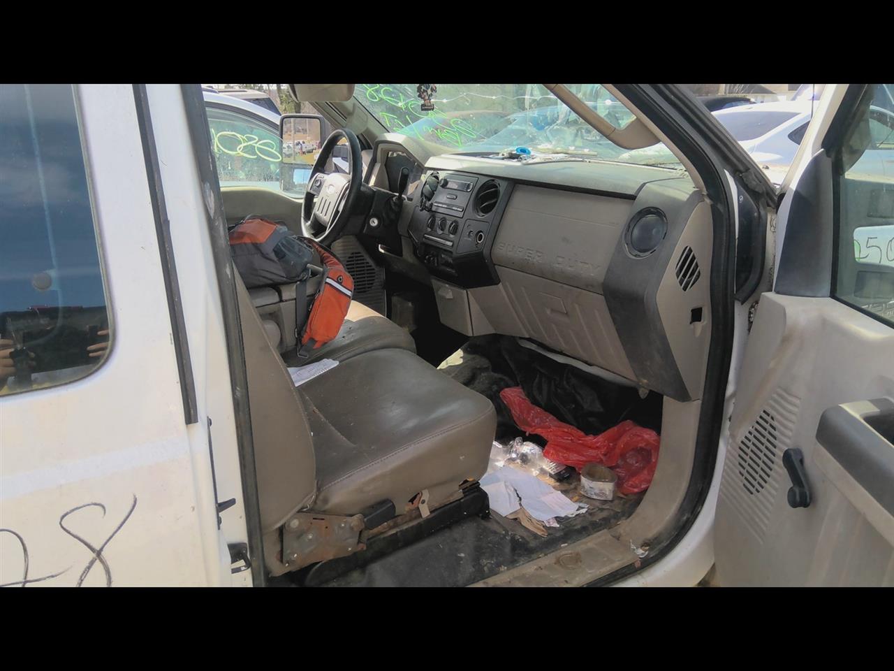 https://f005.backblazeb2.com/file/img-partshotlines-com/Inventory/EX619/Vehicle/24173_06.jpg