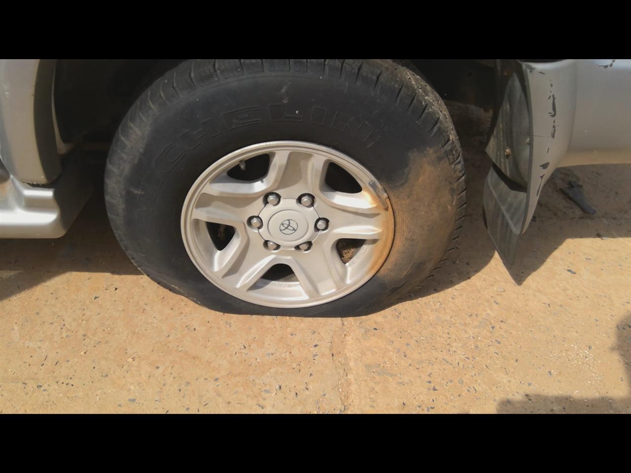https://f005.backblazeb2.com/file/img-partshotlines-com/Inventory/EX619/Vehicle/24208_04.jpg