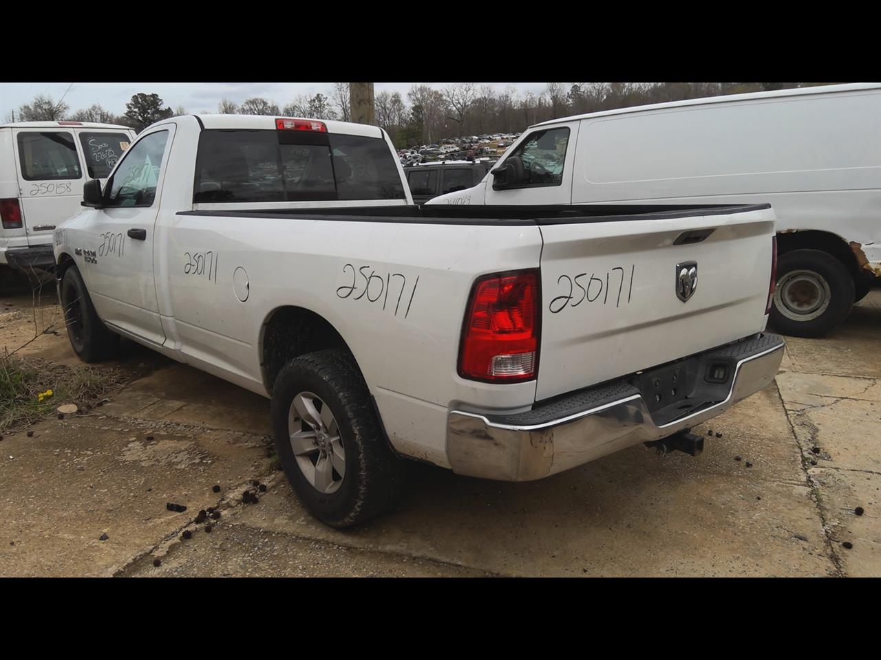 https://f005.backblazeb2.com/file/img-partshotlines-com/Inventory/EX619/Vehicle/24221_09.jpg