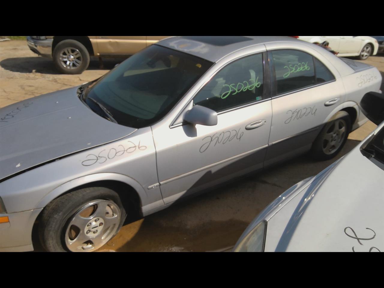 https://f005.backblazeb2.com/file/img-partshotlines-com/Inventory/EX619/Vehicle/24282_09.jpg