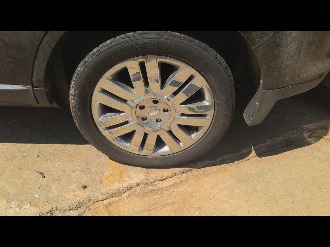 https://f005.backblazeb2.com/file/img-partshotlines-com/Inventory/EX619/Vehicle/24335_04.jpg
