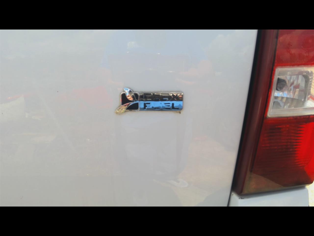 https://f005.backblazeb2.com/file/img-partshotlines-com/Inventory/EX619/Vehicle/24369_10.jpg