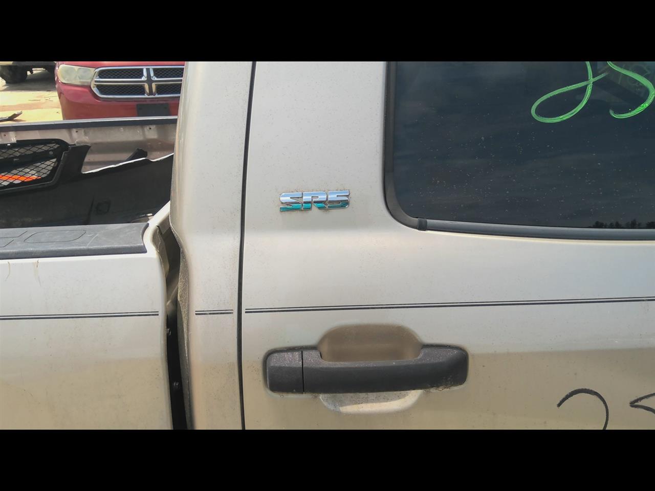 https://f005.backblazeb2.com/file/img-partshotlines-com/Inventory/EX619/Vehicle/24404_04.jpg