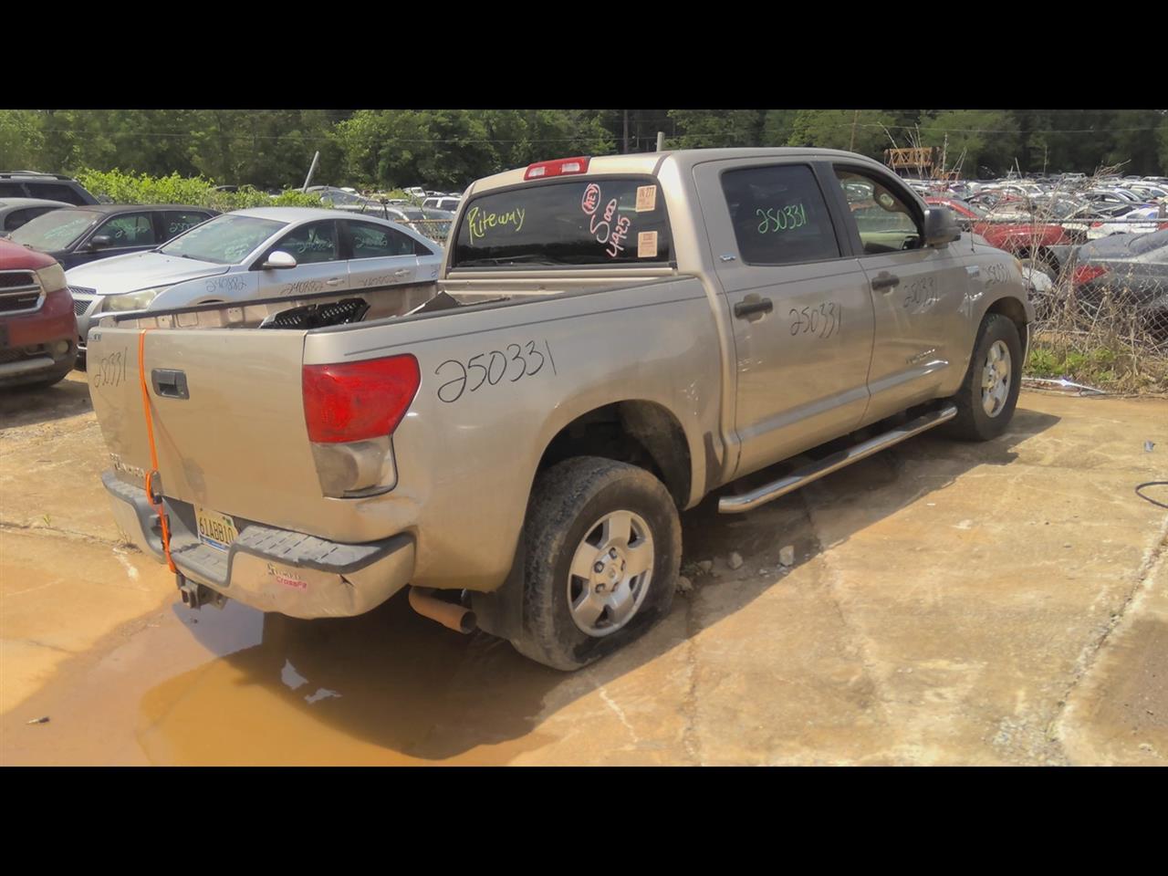 https://f005.backblazeb2.com/file/img-partshotlines-com/Inventory/EX619/Vehicle/24404_09.jpg