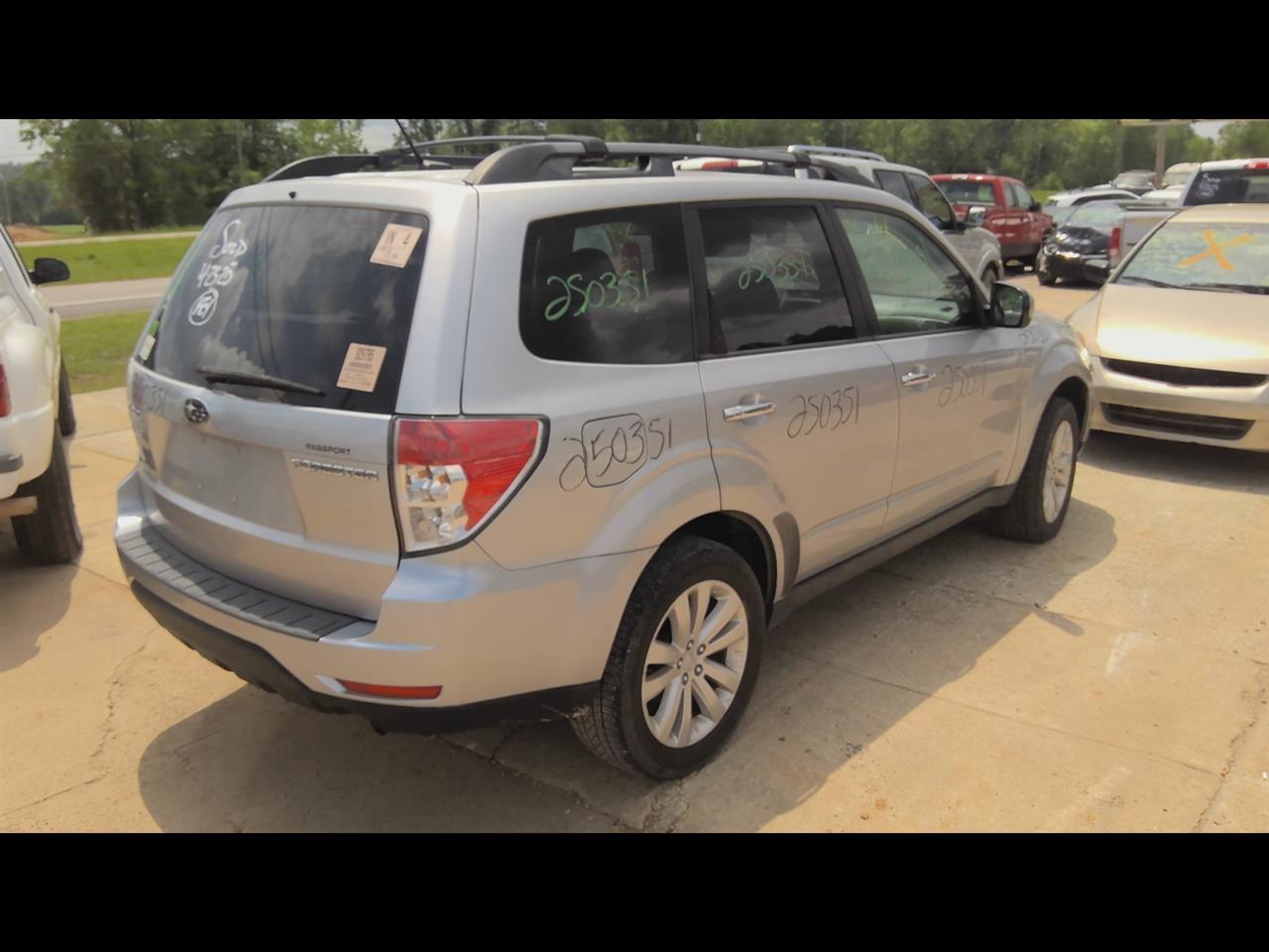 https://f005.backblazeb2.com/file/img-partshotlines-com/Inventory/EX619/Vehicle/24426_12.jpg