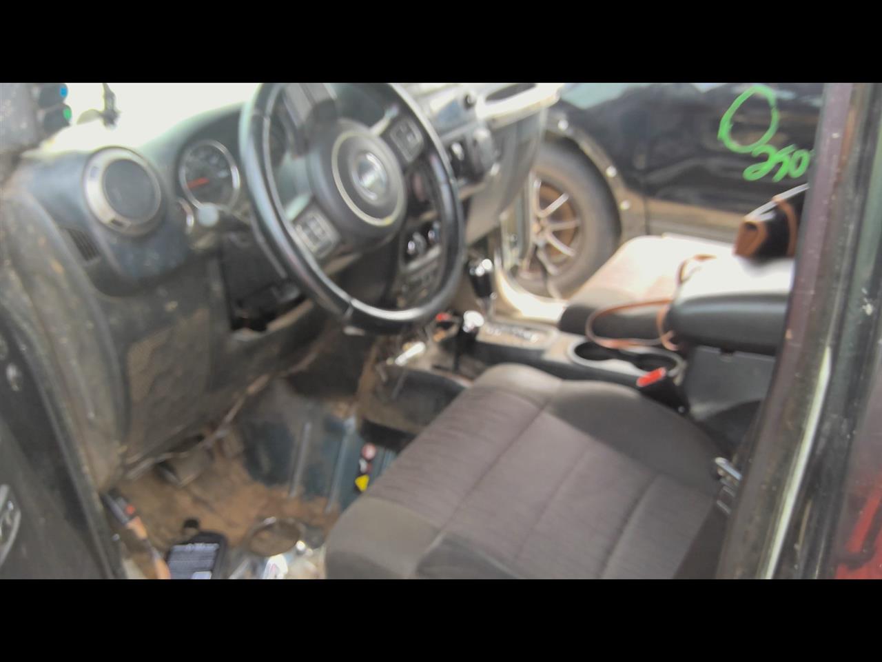 https://f005.backblazeb2.com/file/img-partshotlines-com/Inventory/EX619/Vehicle/24475_03.jpg