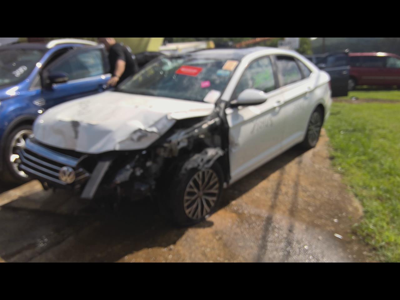 https://f005.backblazeb2.com/file/img-partshotlines-com/Inventory/EX619/Vehicle/24573_06.jpg