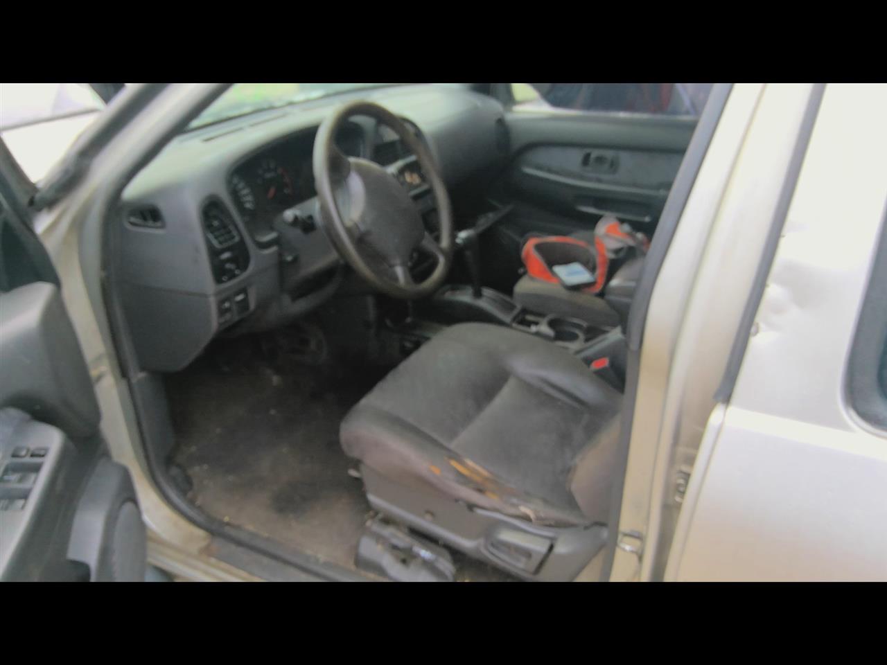 https://f005.backblazeb2.com/file/img-partshotlines-com/Inventory/EX619/Vehicle/24632_02.jpg