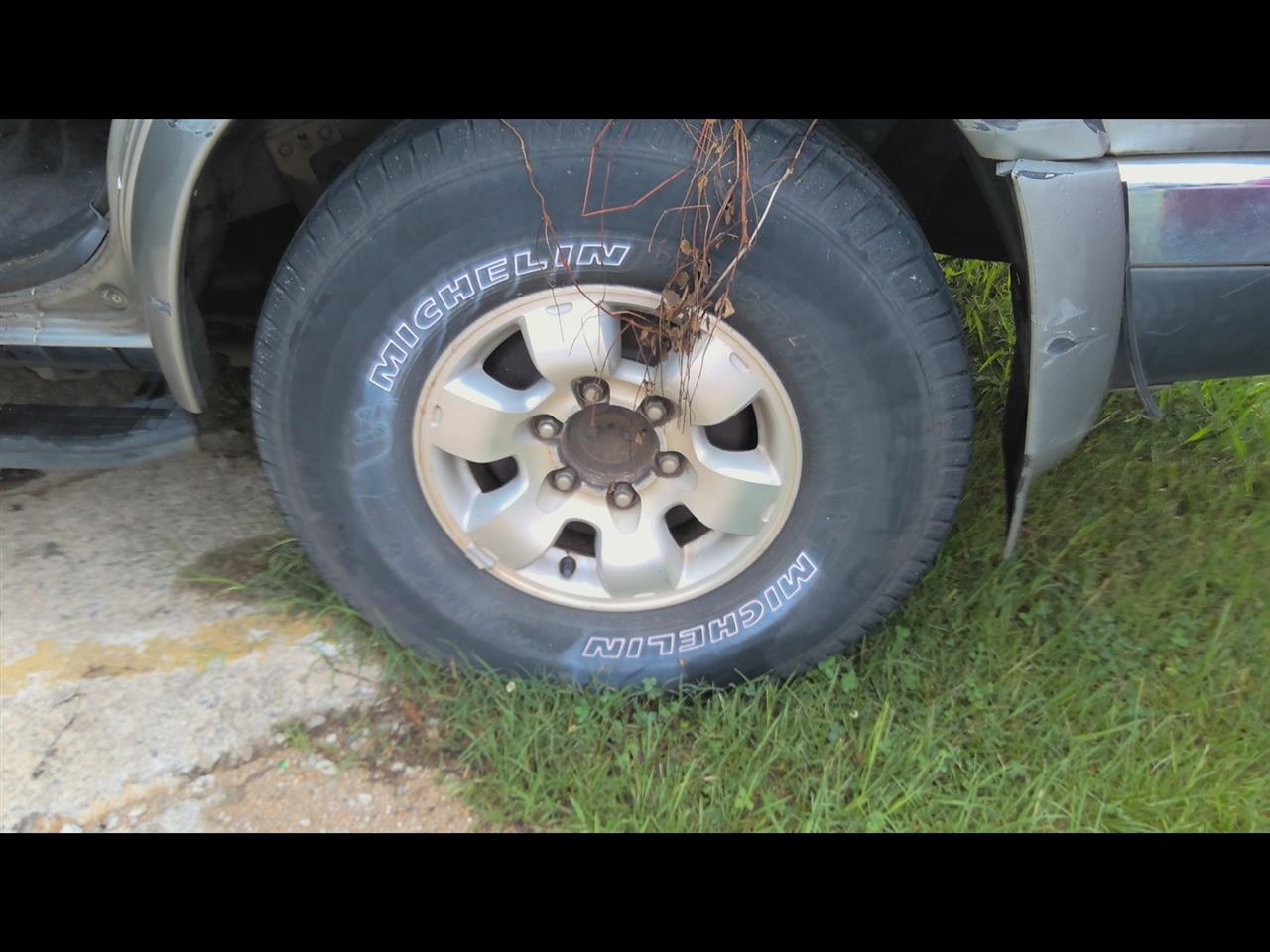 https://f005.backblazeb2.com/file/img-partshotlines-com/Inventory/EX619/Vehicle/24632_04.jpg