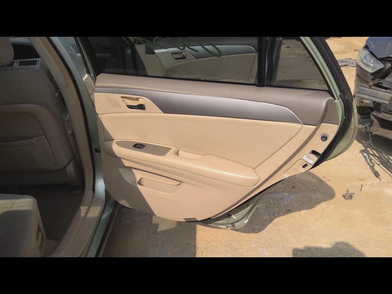 https://f005.backblazeb2.com/file/img-partshotlines-com/Inventory/EX619/Vehicle/24647_09.jpg