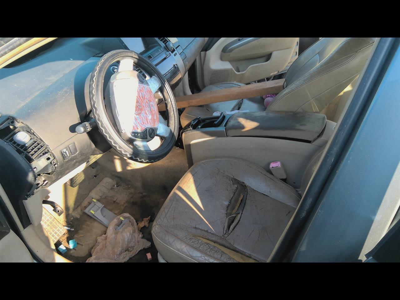 https://f005.backblazeb2.com/file/img-partshotlines-com/Inventory/EX619/Vehicle/24683_02.jpg