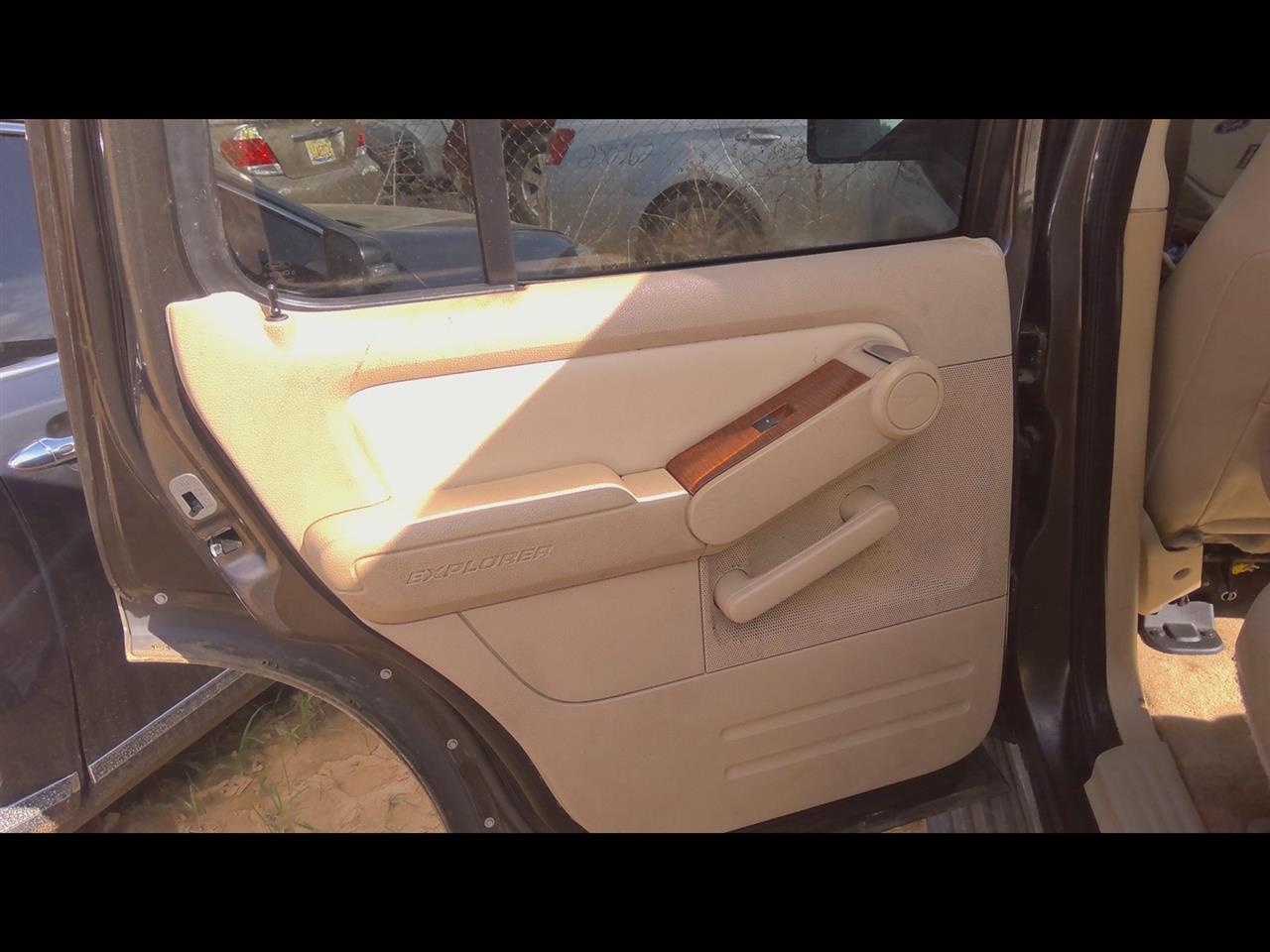 https://f005.backblazeb2.com/file/img-partshotlines-com/Inventory/EX619/Vehicle/24750_06.jpg