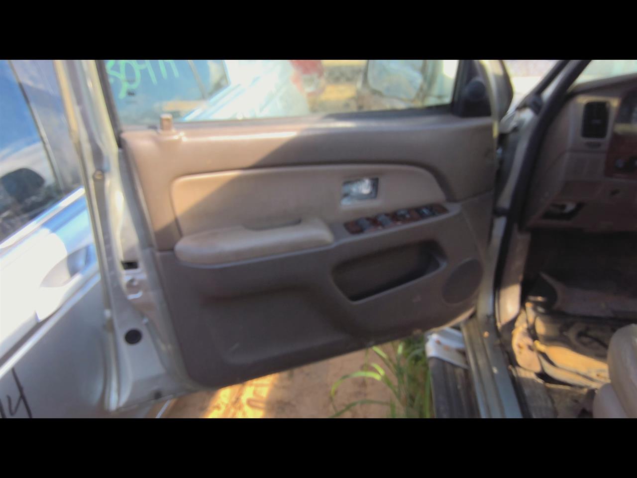 https://f005.backblazeb2.com/file/img-partshotlines-com/Inventory/EX619/Vehicle/24776_04.jpg