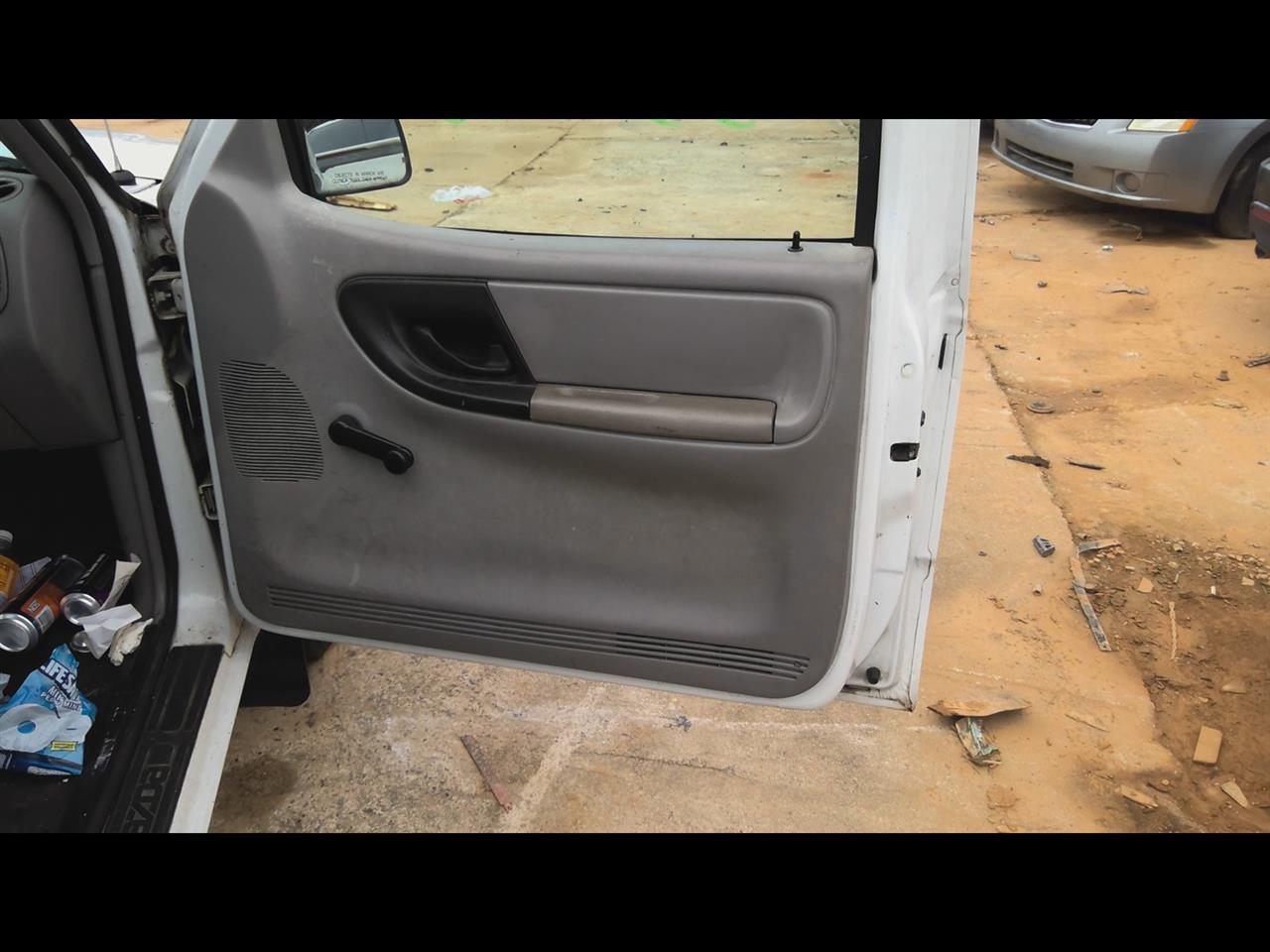 https://f005.backblazeb2.com/file/img-partshotlines-com/Inventory/EX619/Vehicle/24842_08.jpg