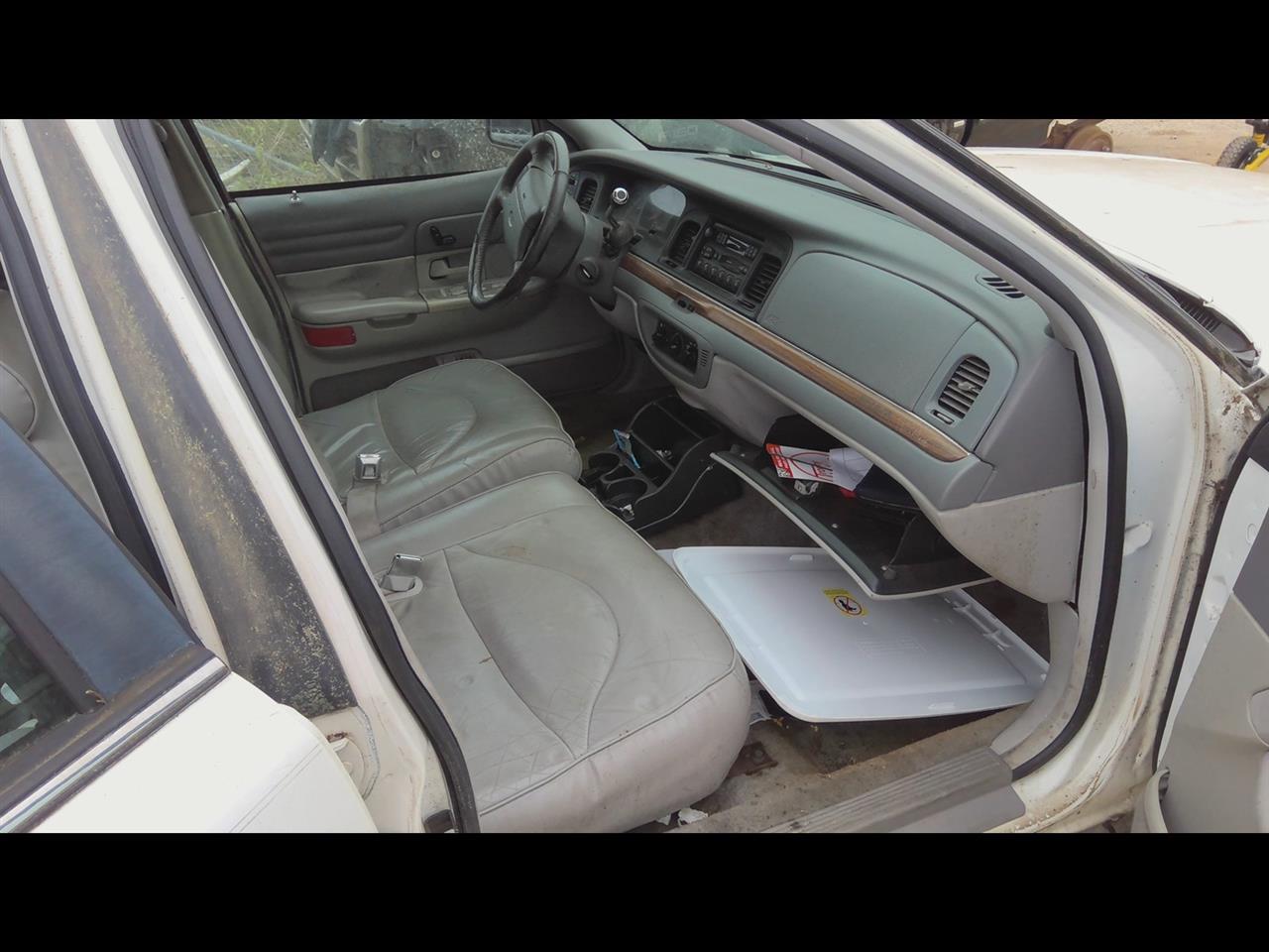 https://f005.backblazeb2.com/file/img-partshotlines-com/Inventory/EX619/Vehicle/24876_10.jpg