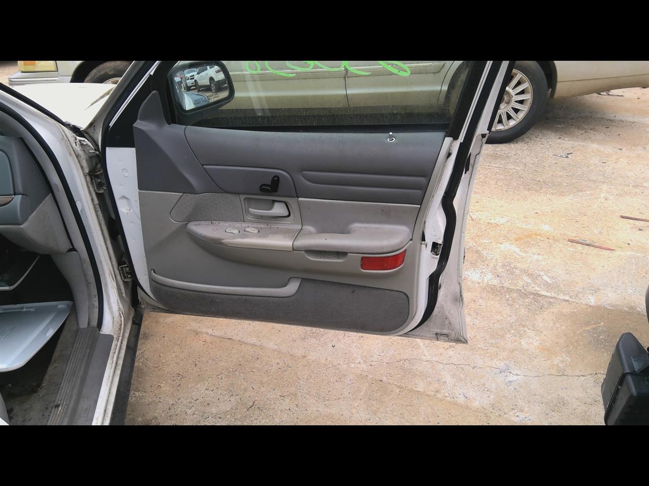 https://f005.backblazeb2.com/file/img-partshotlines-com/Inventory/EX619/Vehicle/24876_11.jpg