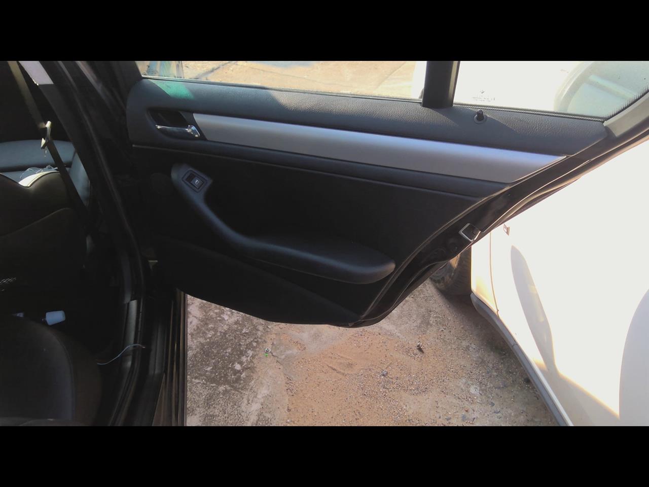 https://f005.backblazeb2.com/file/img-partshotlines-com/Inventory/EX619/Vehicle/24903_09.jpg